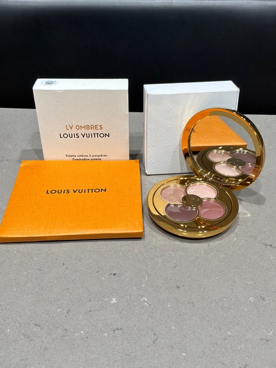 Louis Vuitton Other - Louis Vuitton LV Ombres Eyeshadow Palette - 250 Nude Mirage with case, new
